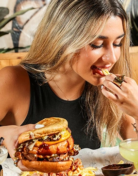 CHAR Burger takeaway packaging in NEW YORK