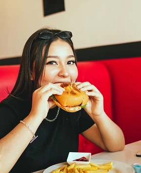 CHAR Burger takeaway packaging in TOKYO